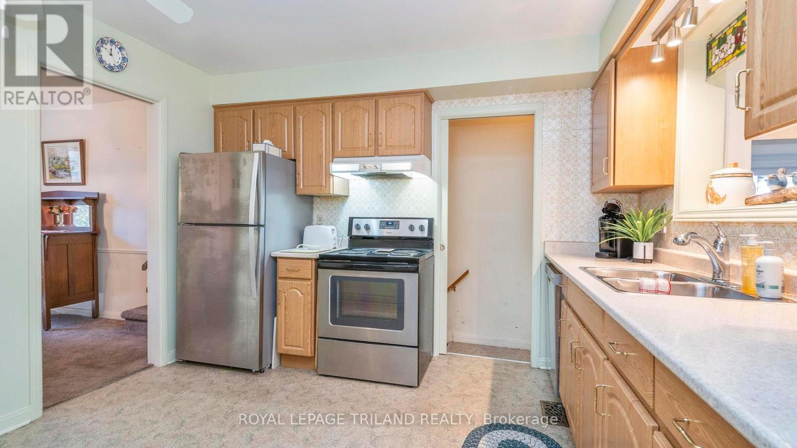 3 Kendall Court, London North, Ontario  N5X 1E4 - Photo 17 - X12438388