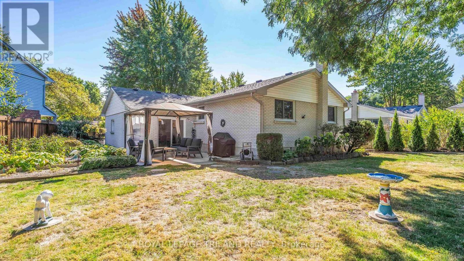 3 Kendall Court, London North, Ontario  N5X 1E4 - Photo 41 - X12438388