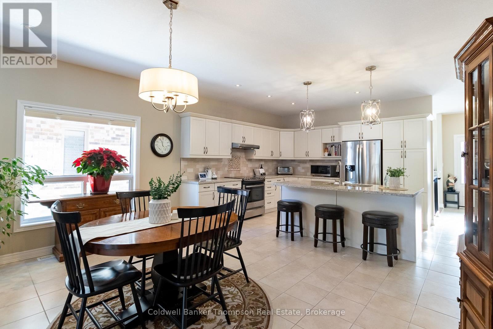 32 Prestwick Drive, Huntsville, Ontario P1H 0C2 - Photo 12 - X12628168