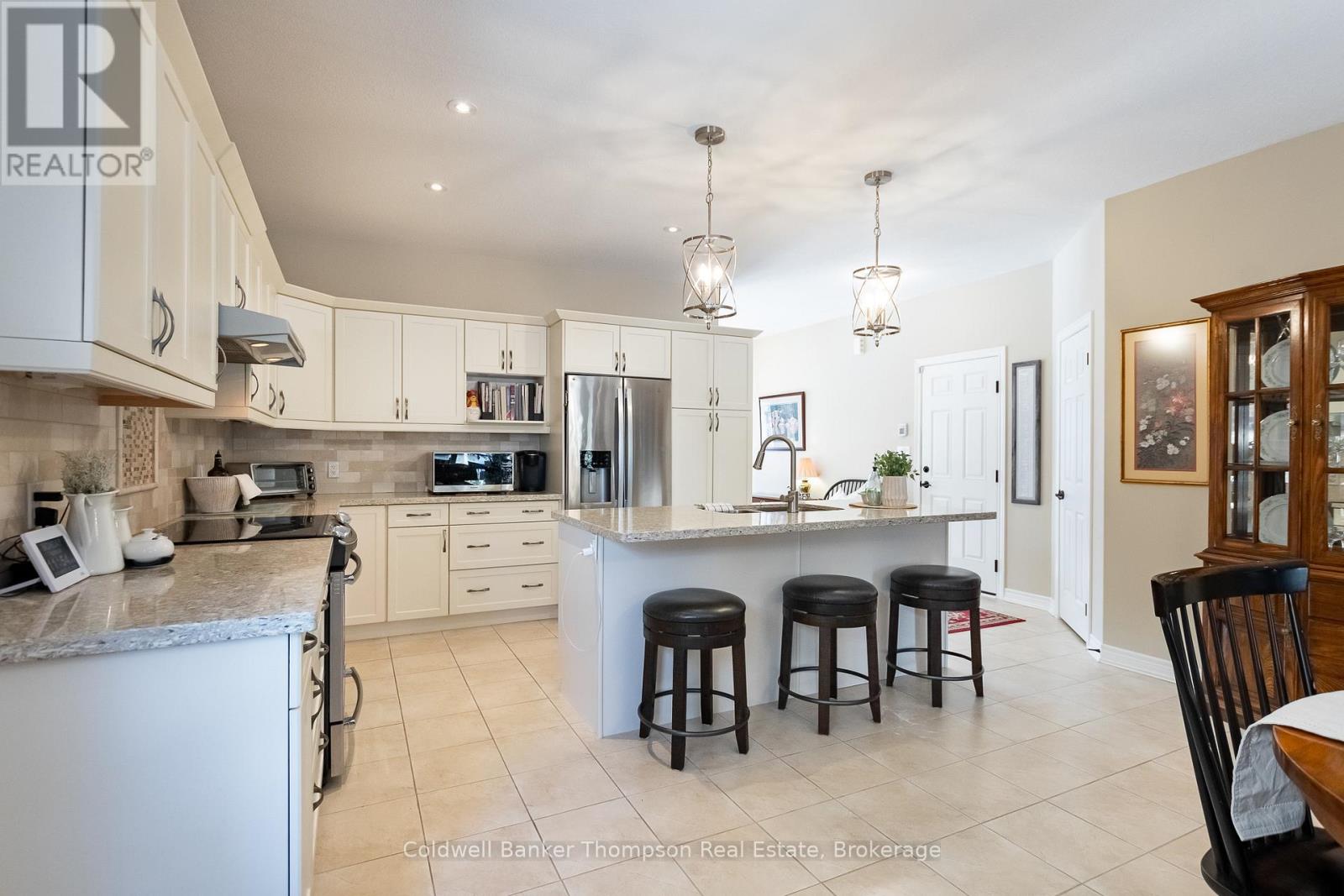 32 Prestwick Drive, Huntsville, Ontario P1H 0C2 - Photo 13 - X12628168