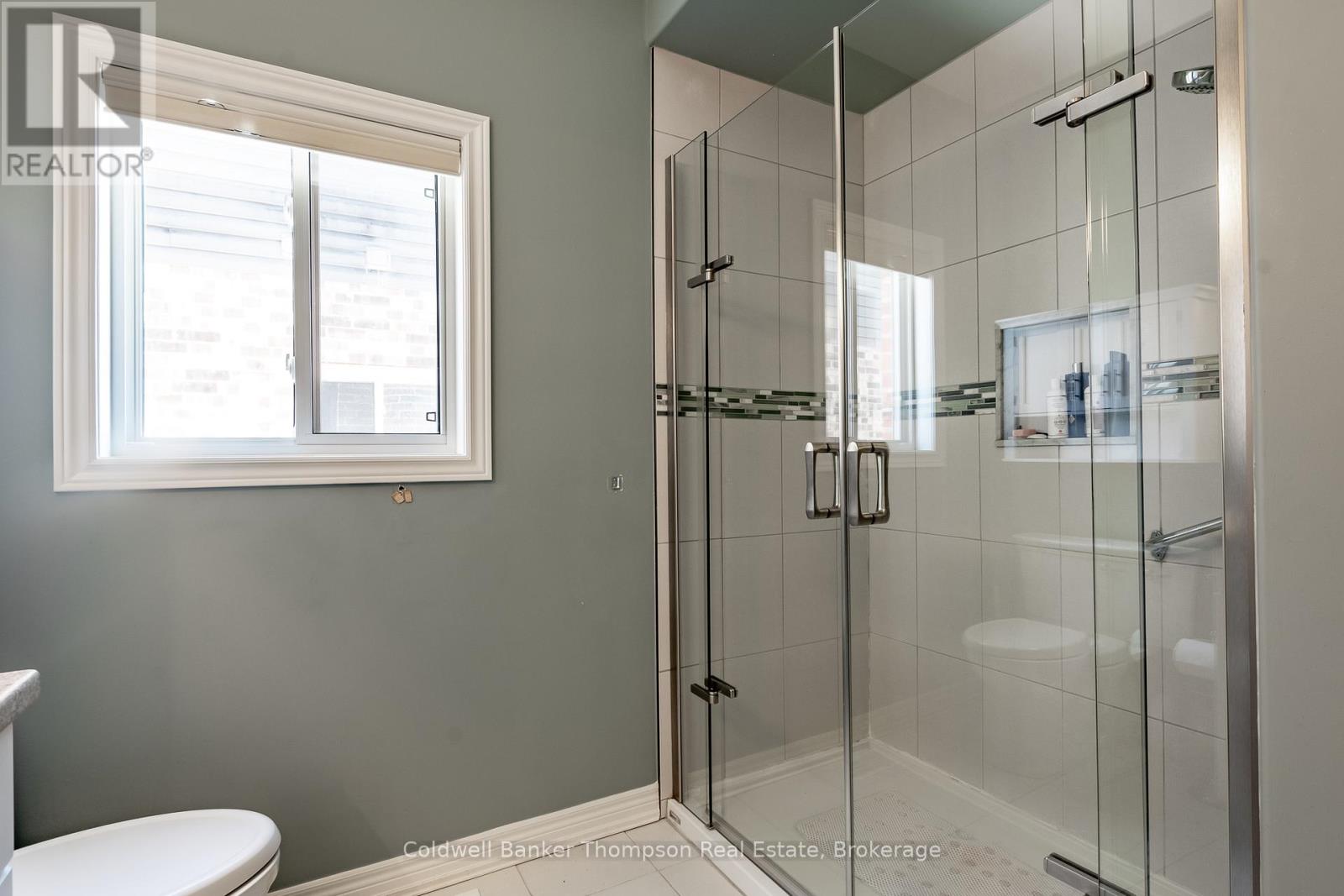 32 Prestwick Drive, Huntsville, Ontario P1H 0C2 - Photo 18 - X12628168