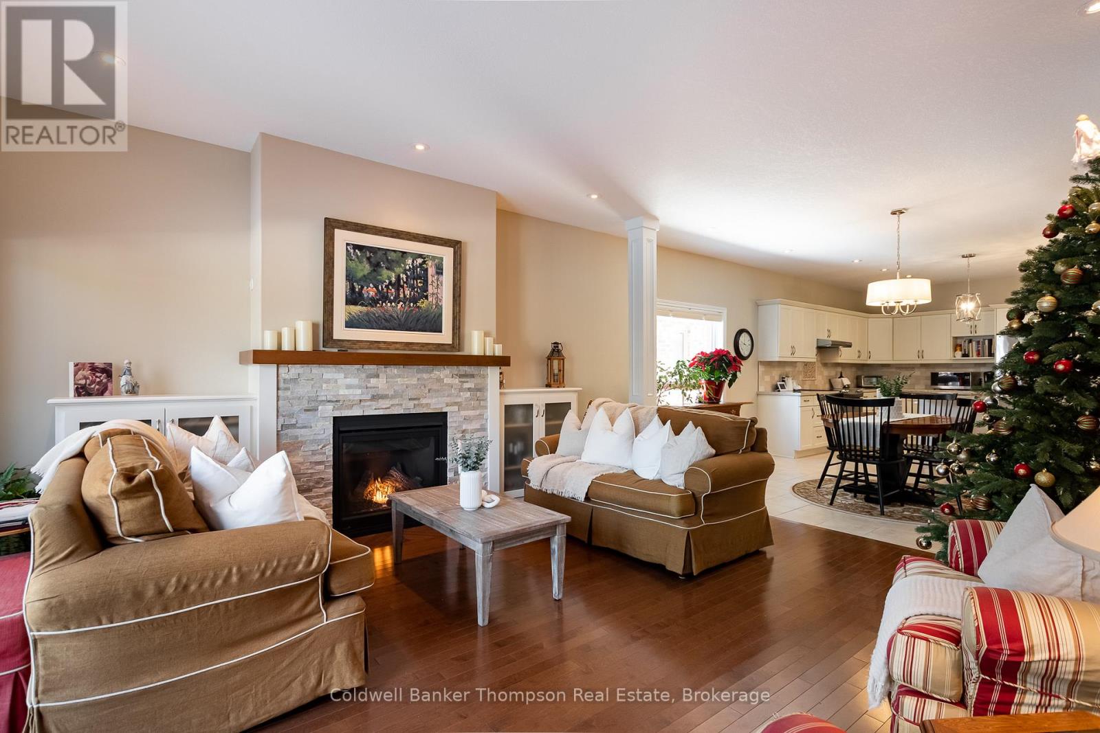 32 Prestwick Drive, Huntsville, Ontario P1H 0C2 - Photo 2 - X12628168