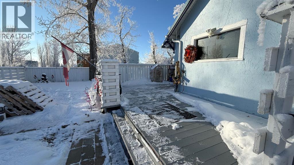 319 5 Avenue W, Hanna, Alberta  T0J 1P0 - Photo 39 - A2273514