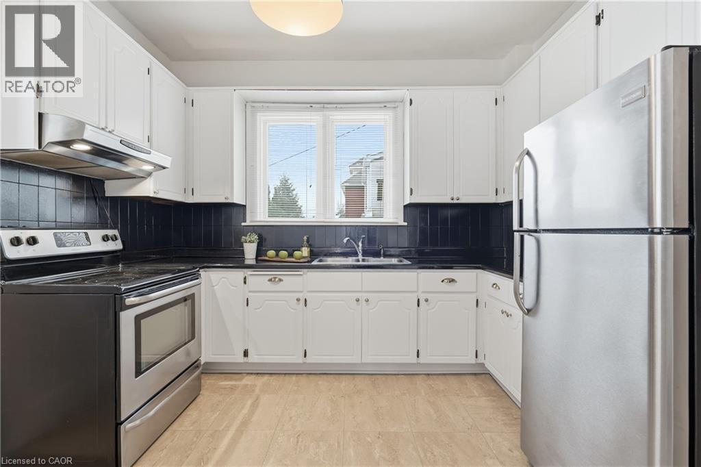 110 Houghton Avenue S, Hamilton, Ontario  L8K 2M8 - Photo 11 - 40792565