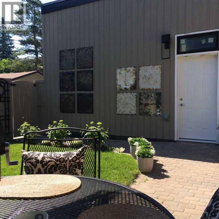 3449 Lane Crescent Sw, Calgary, Alberta  T3E 5X3 - Photo 45 - A2273556