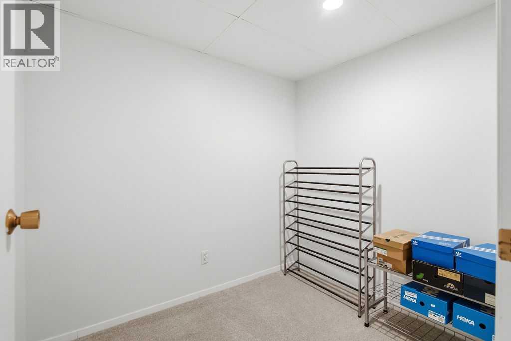 3449 Lane Crescent Sw, Calgary, Alberta  T3E 5X3 - Photo 33 - A2273556