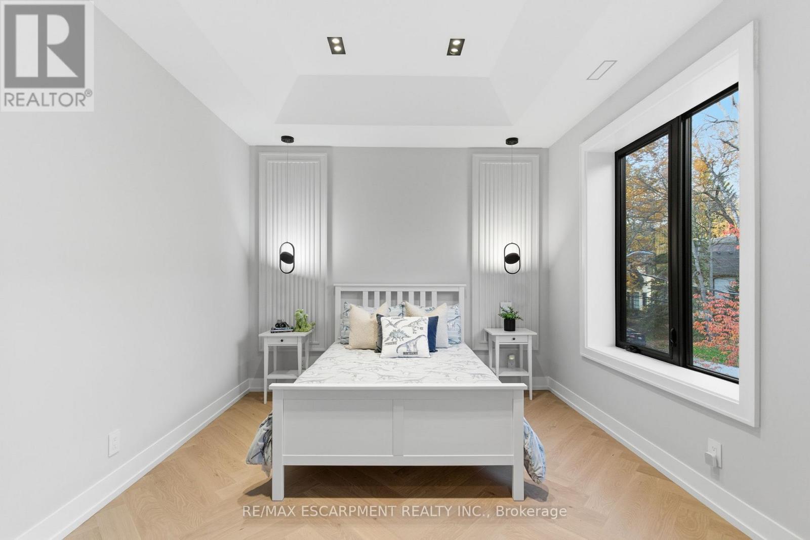 1380 Birchwood Heights Drive, Mississauga, Ontario  L5G 2Y2 - Photo 36 - W12627888