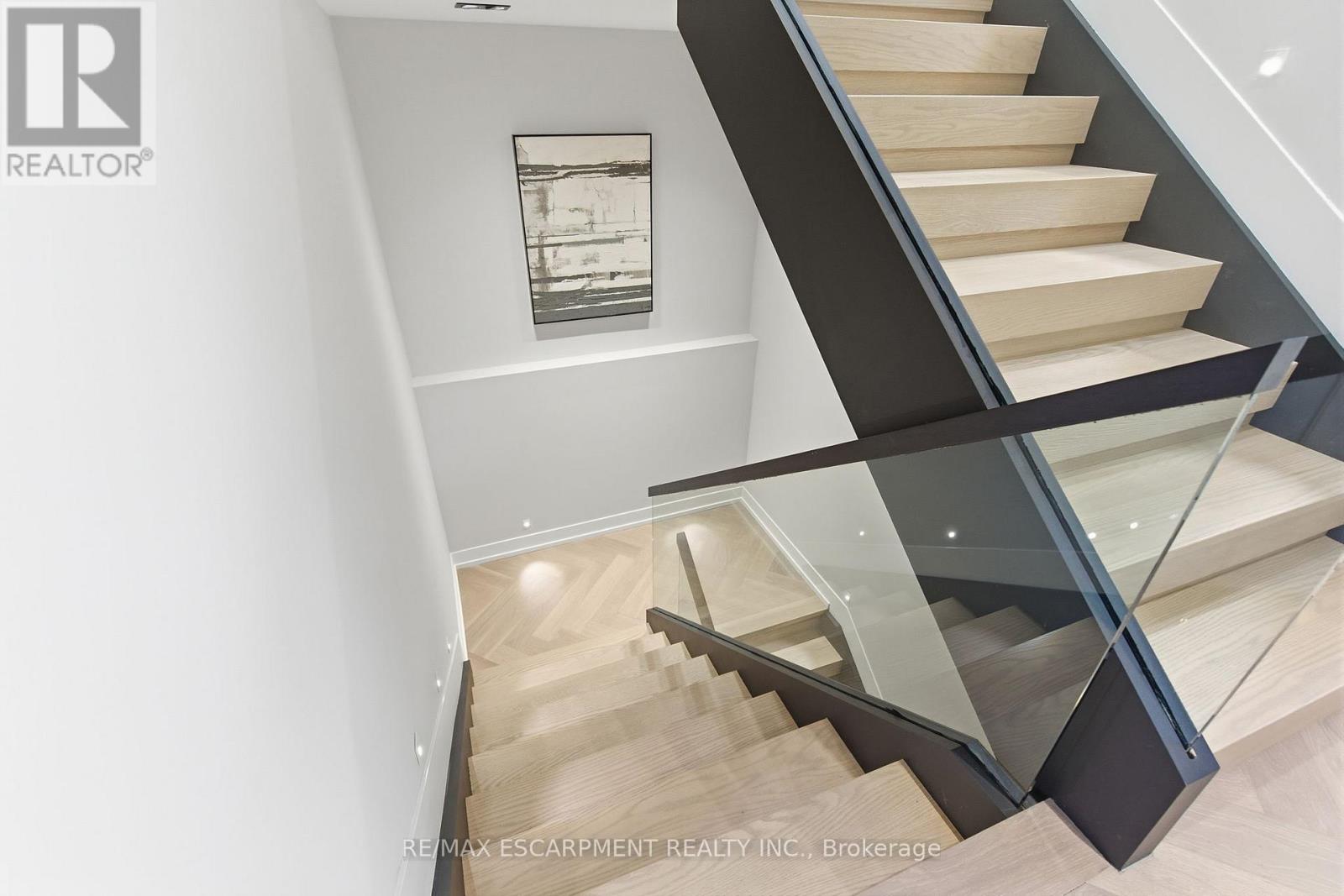 1380 Birchwood Heights Drive, Mississauga, Ontario  L5G 2Y2 - Photo 39 - W12627888