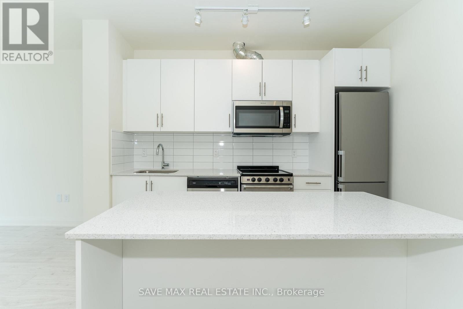 205 - 509 Dundas Street W, Oakville, Ontario  L6M 4M2 - Photo 19 - W12627890