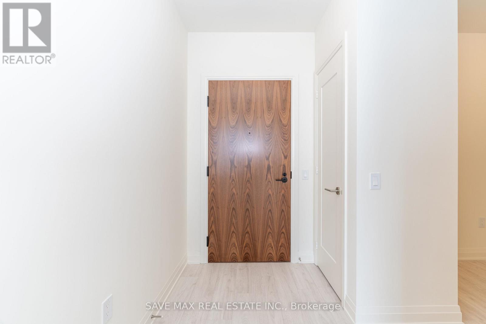 205 - 509 Dundas Street W, Oakville, Ontario  L6M 4M2 - Photo 8 - W12627890