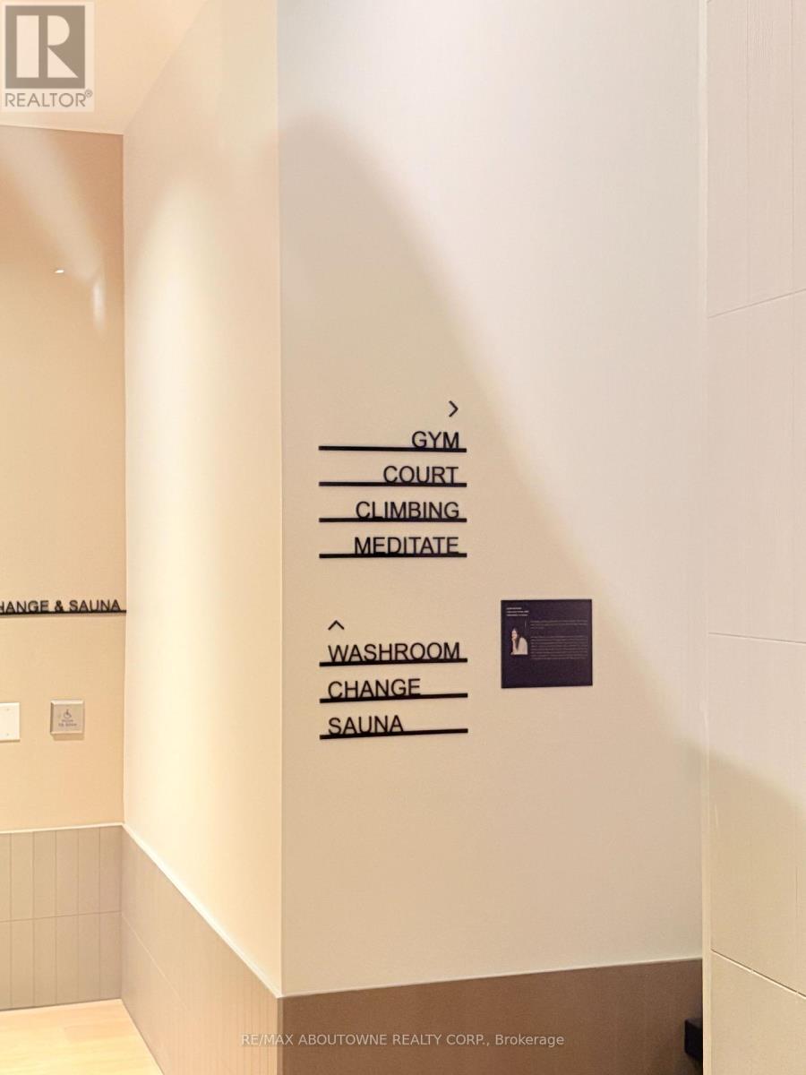 3401 - 395 Square One Drive, Mississauga, Ontario L5B 0P6 - Photo 24 - W12627954