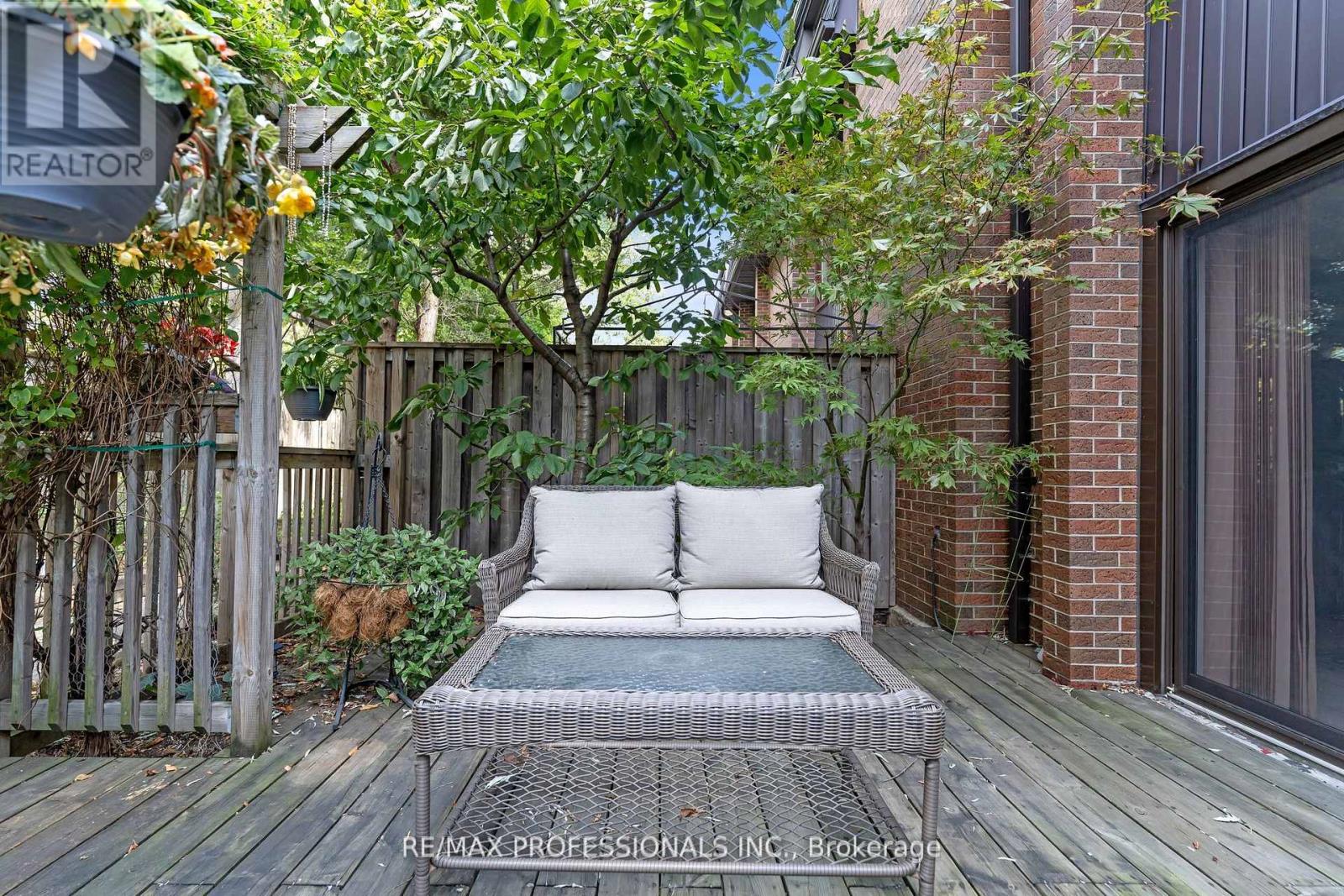 157 Maple Branch Path, Toronto, Ontario  M9P 3R9 - Photo 16 - W12627966