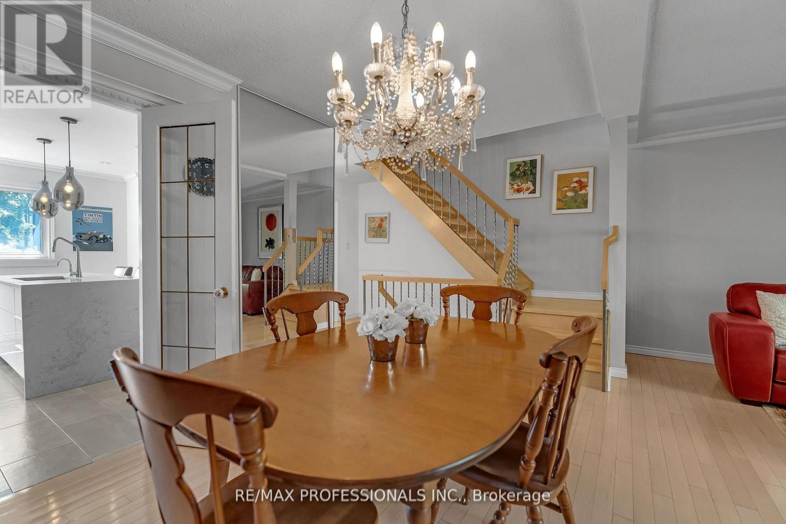 157 Maple Branch Path, Toronto, Ontario  M9P 3R9 - Photo 9 - W12627966