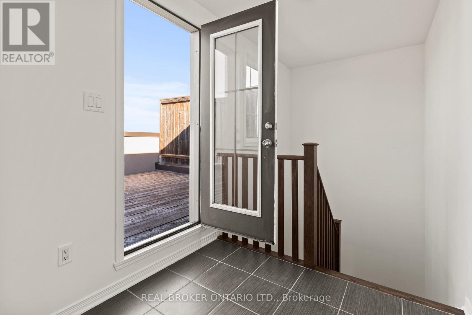 42 - 2441 Greenwich Drive N, Oakville, Ontario  L6M 0S3 - Photo 26 - W12628034