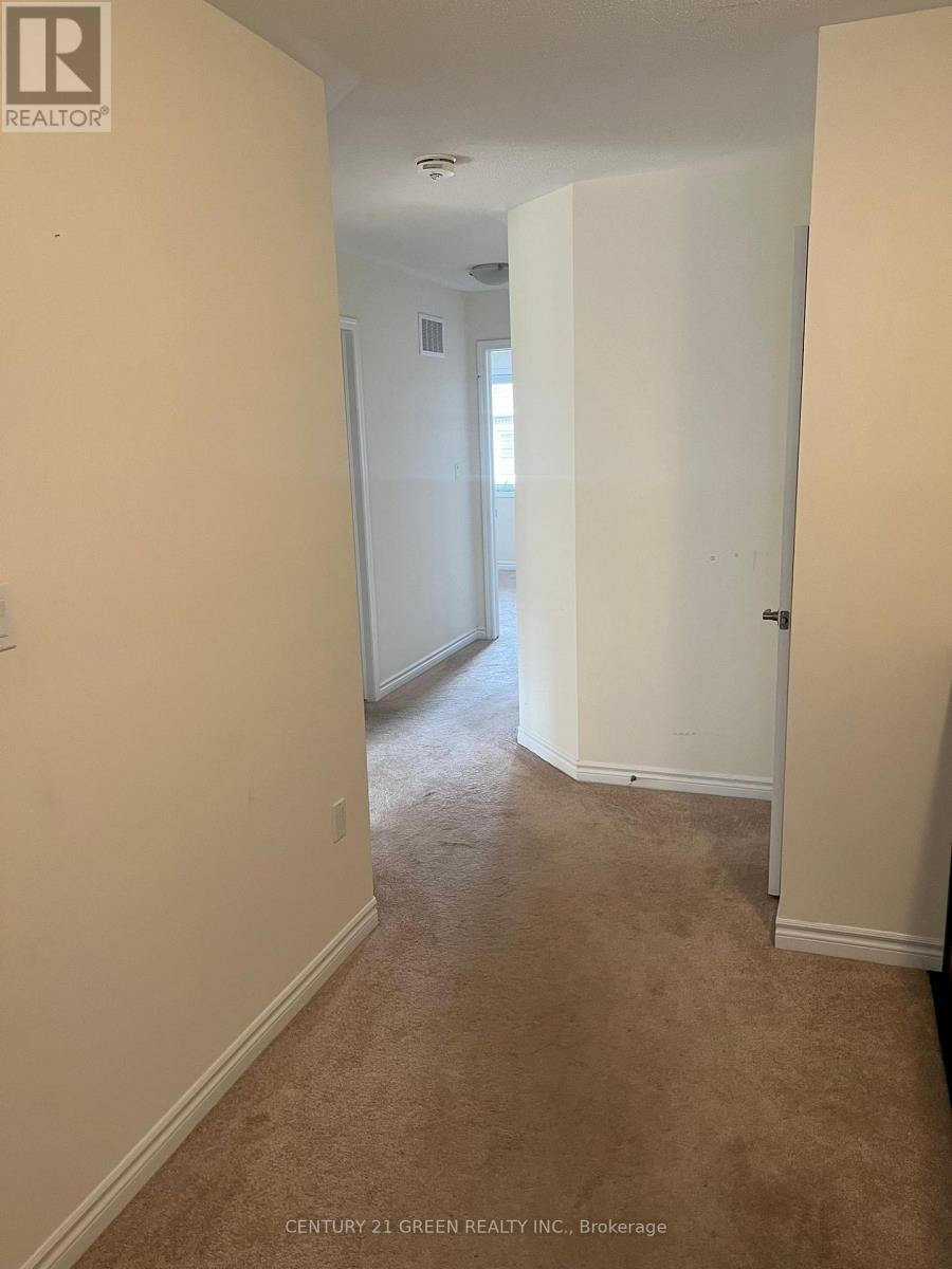 69 Reichert Court S, Milton, Ontario  L9T 7K3 - Photo 11 - W12628096