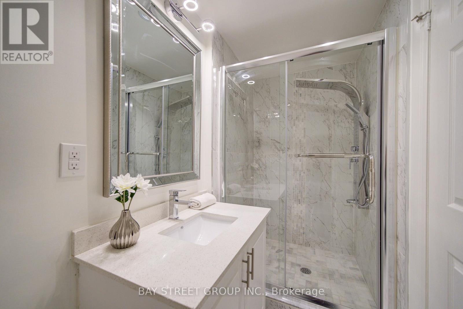 2183 Margot Street, Oakville, Ontario  L6H 3M5 - Photo 36 - W12628112