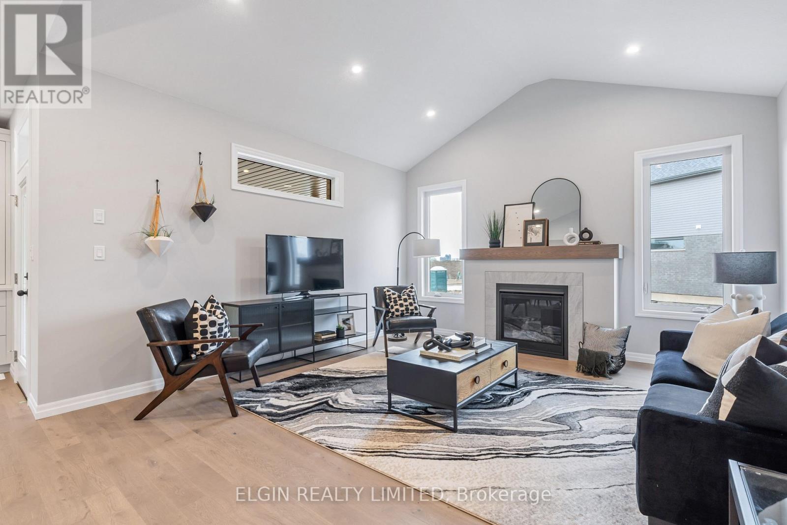 31 Hemlock Crescent, Aylmer, Ontario  N5H 0C1 - Photo 12 - X12628172