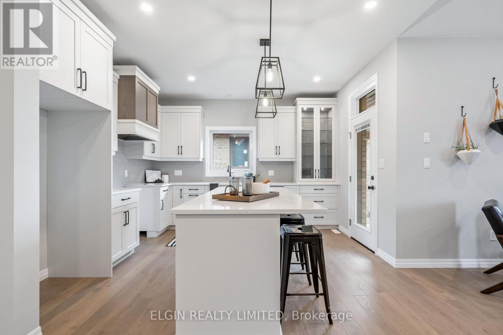 31 Hemlock Crescent, Aylmer, Ontario  N5H 0C1 - Photo 19 - X12628172