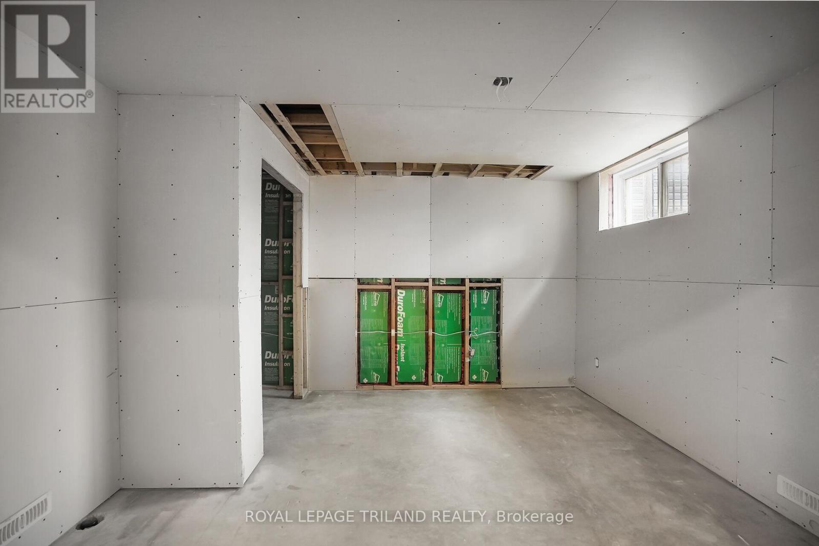 1862 Cherrywood Trail, London North, Ontario  N6H 0E1 - Photo 31 - X12628222