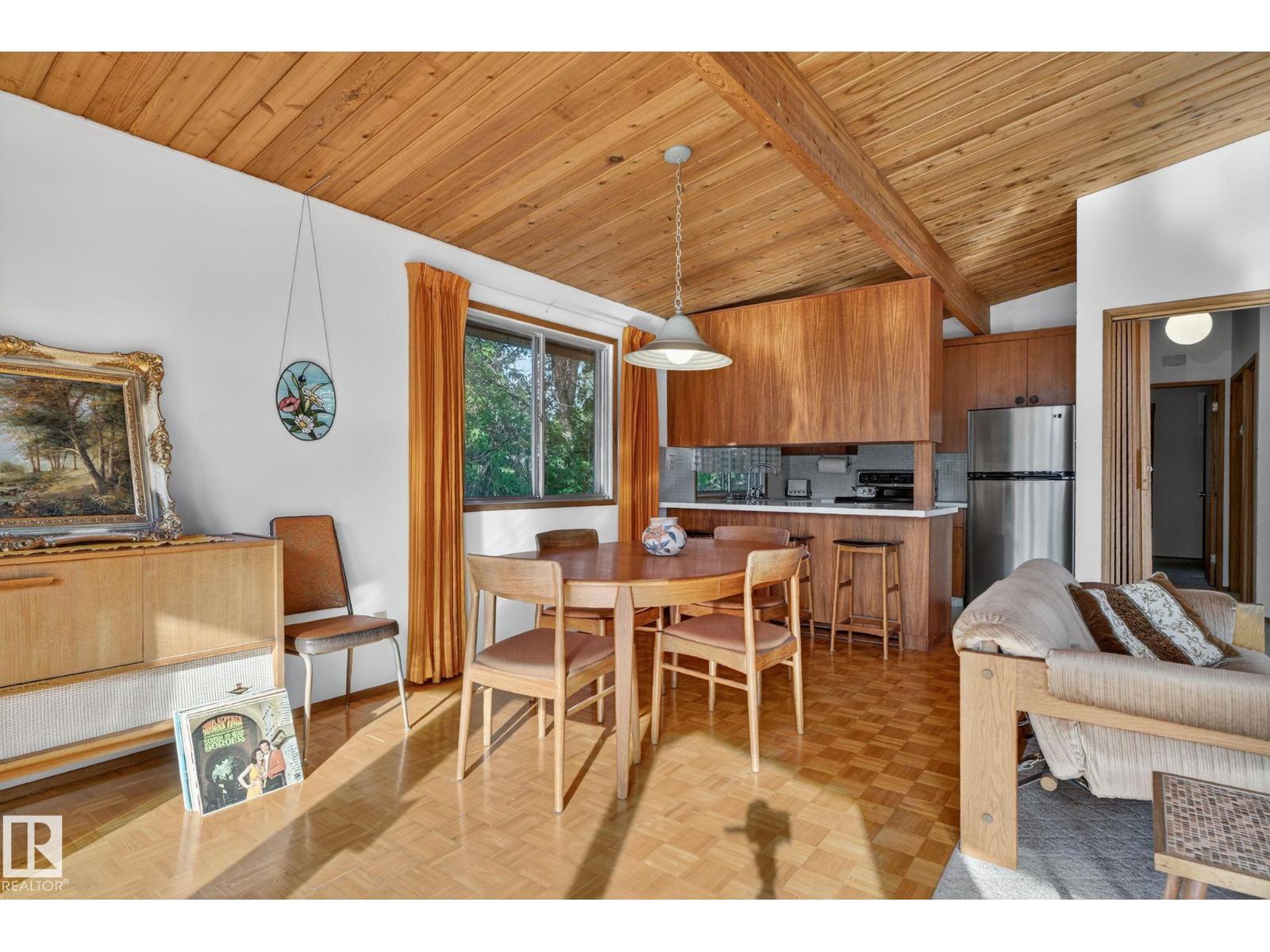 9937 82 St Nw, Edmonton, Alberta  T6A 3L9 - Photo 10 - E4467953