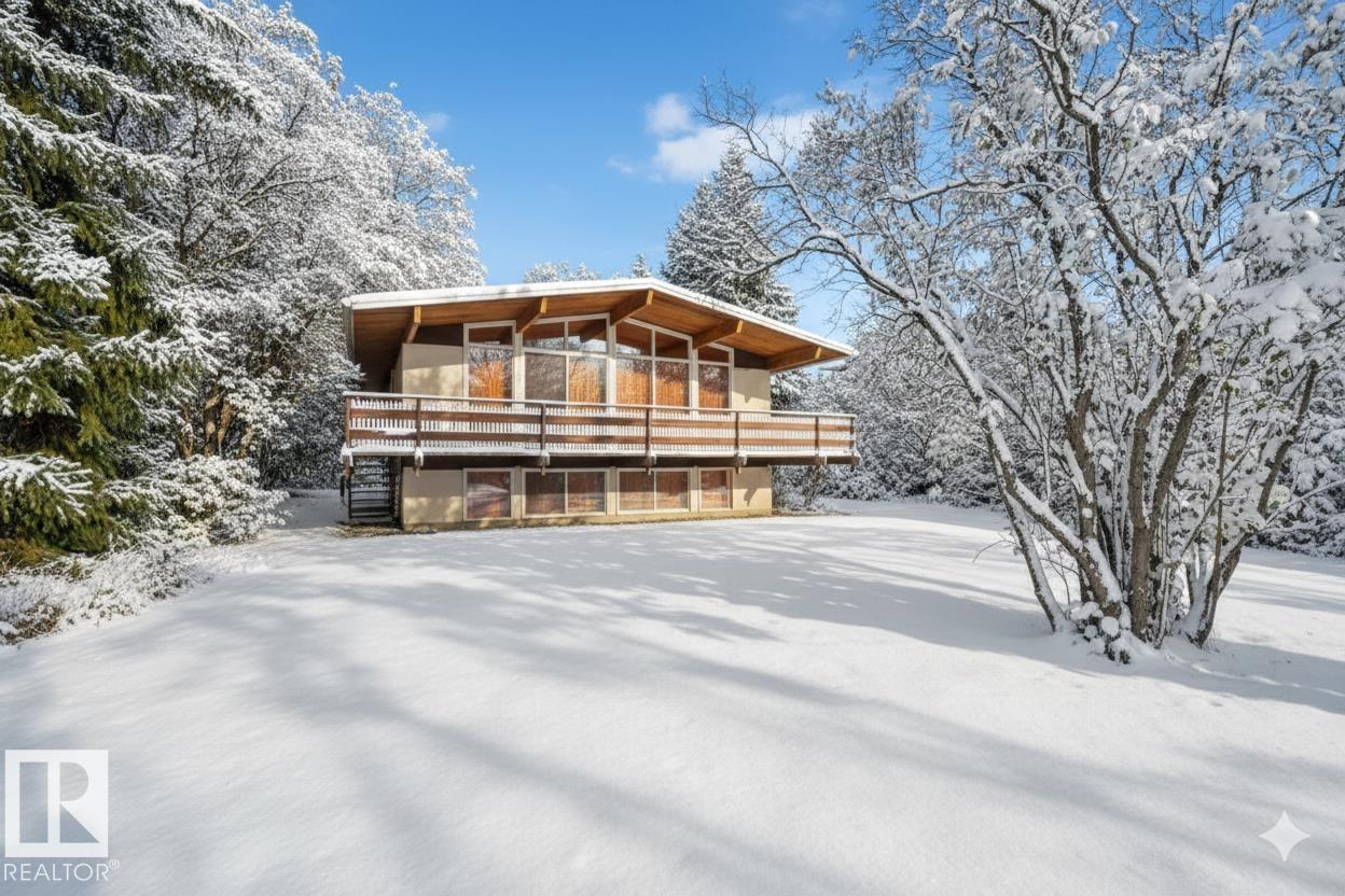 9937 82 St Nw, Edmonton, Alberta  T6A 3L9 - Photo 2 - E4467953