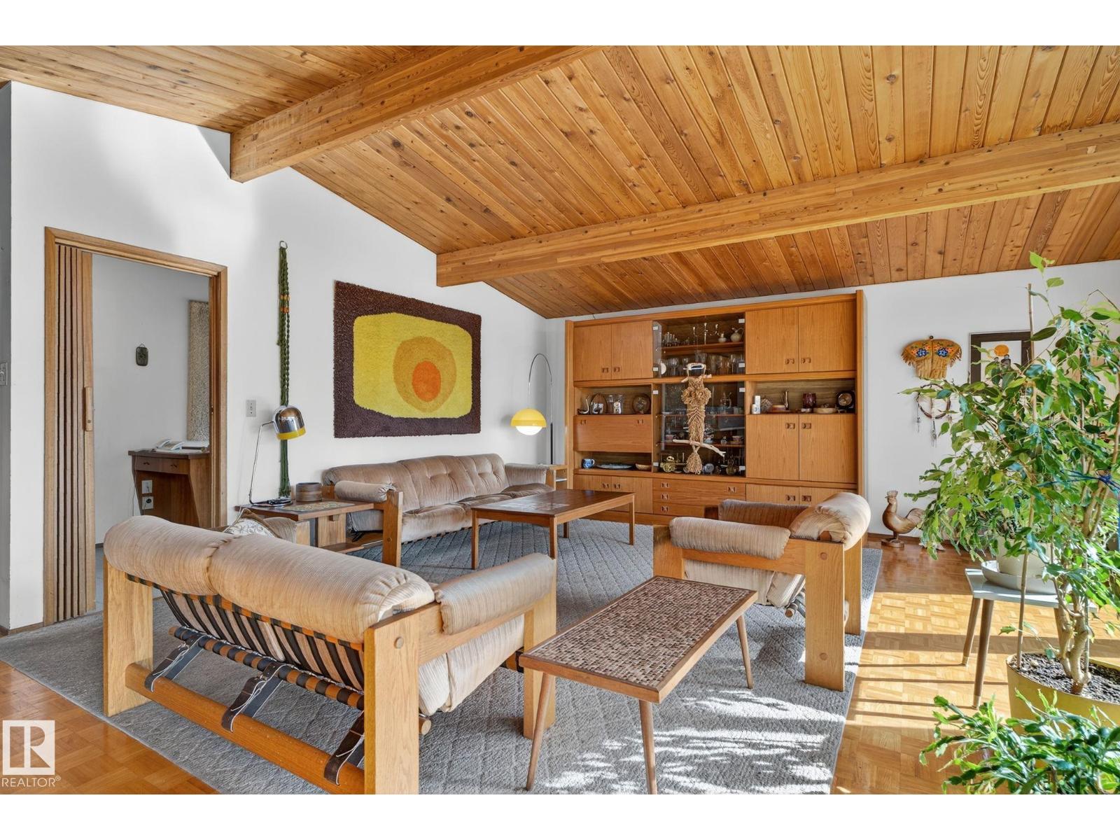 9937 82 St Nw, Edmonton, Alberta  T6A 3L9 - Photo 6 - E4467953