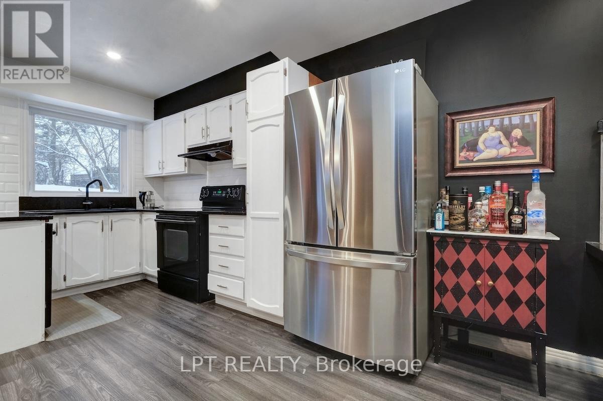 56 Sandhurst Court, Ottawa, Ontario  K1V 9V4 - Photo 24 - X12628140