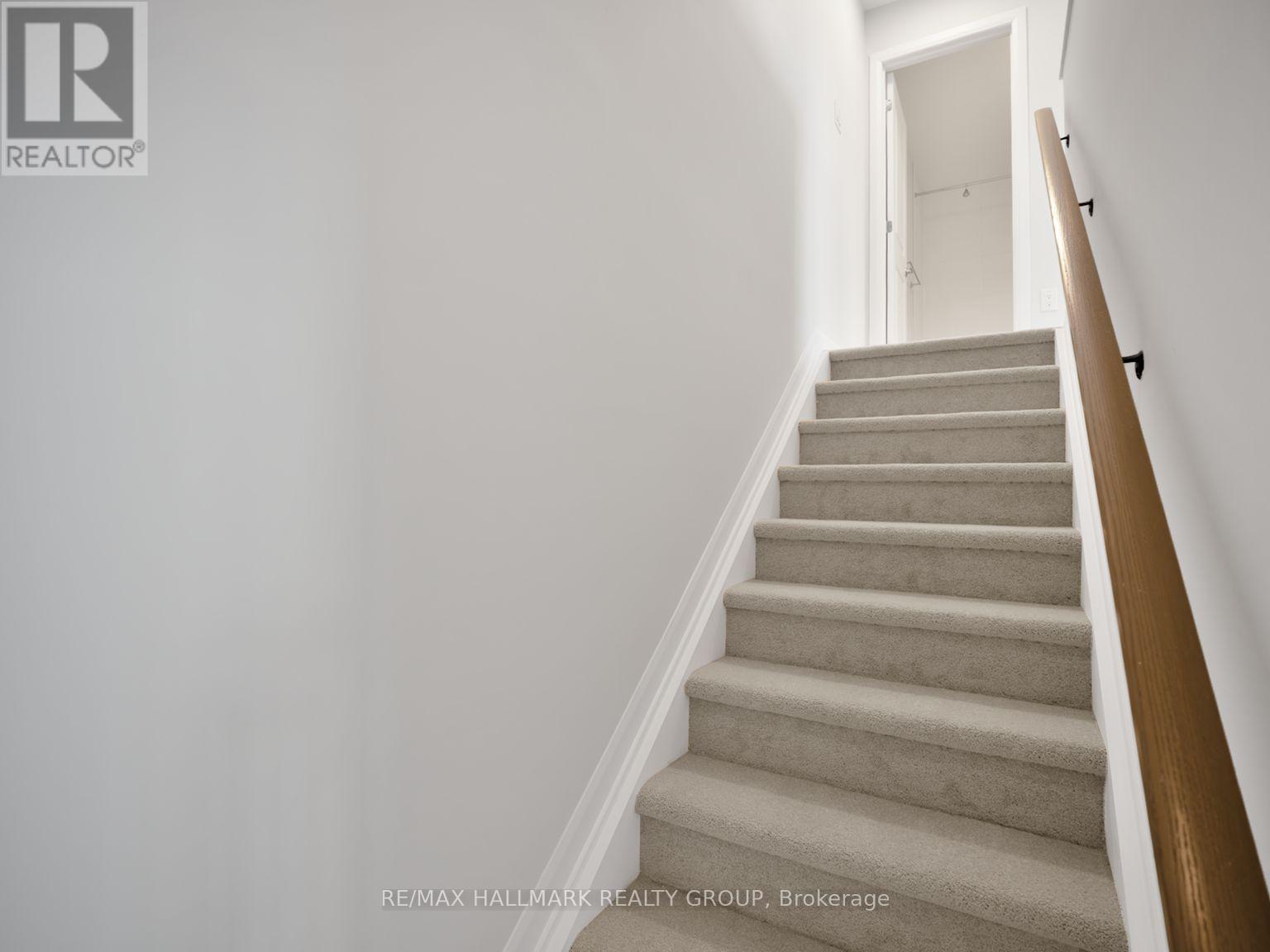 18 - 401 Glenroy Gilbert Drive, Ottawa, Ontario  K2J 7N8 - Photo 10 - X12628182