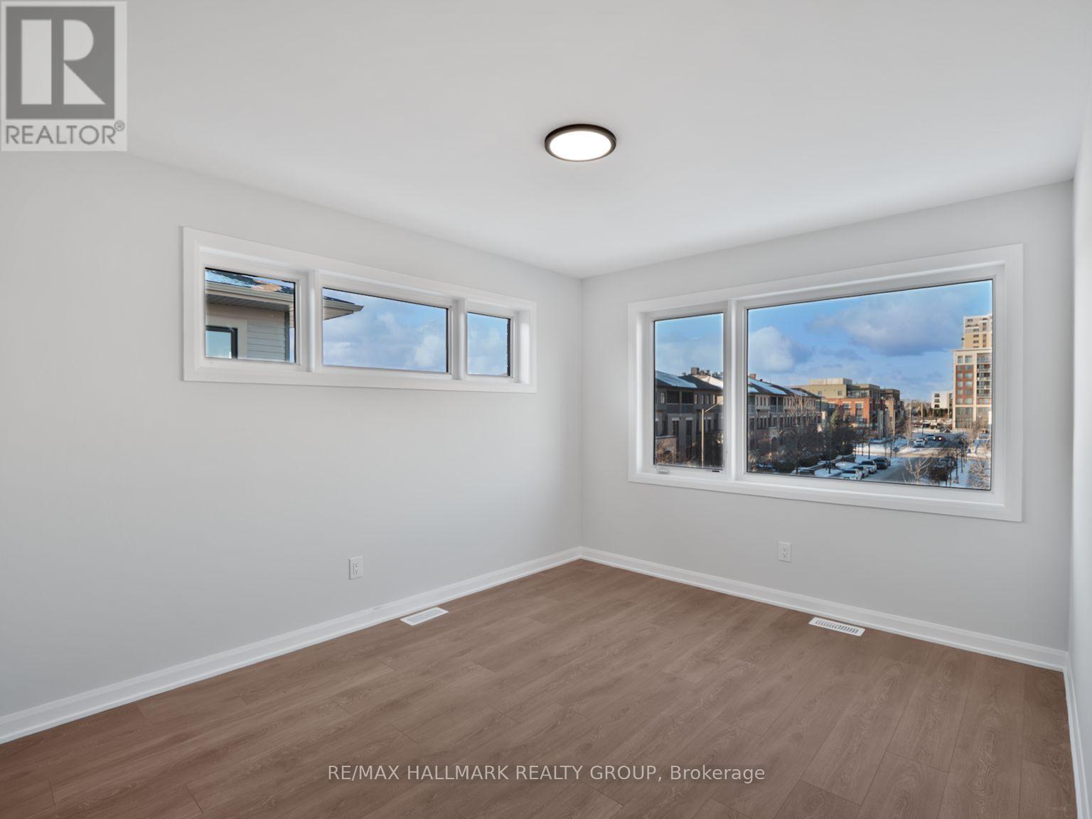 18 - 401 Glenroy Gilbert Drive, Ottawa, Ontario  K2J 7N8 - Photo 12 - X12628182