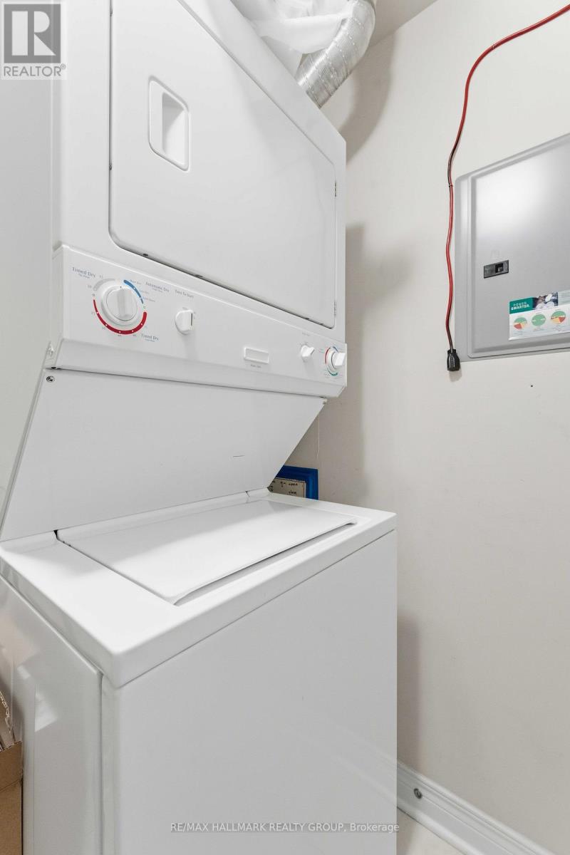 320 - 905 Beauparc Private, Ottawa, Ontario  K1J 0A3 - Photo 24 - X12628206