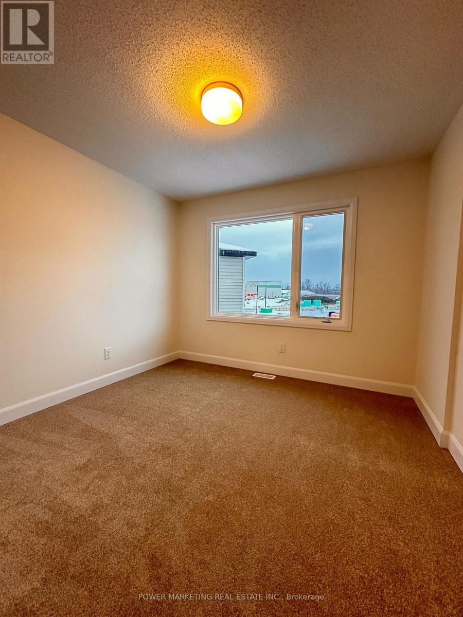 1028 Ventus Way, Ottawa, Ontario  K1W 0M5 - Photo 11 - X12628228