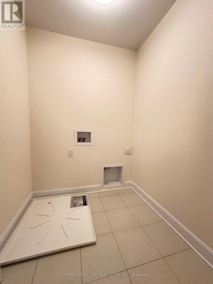 1028 Ventus Way, Ottawa, Ontario  K1W 0M5 - Photo 12 - X12628228