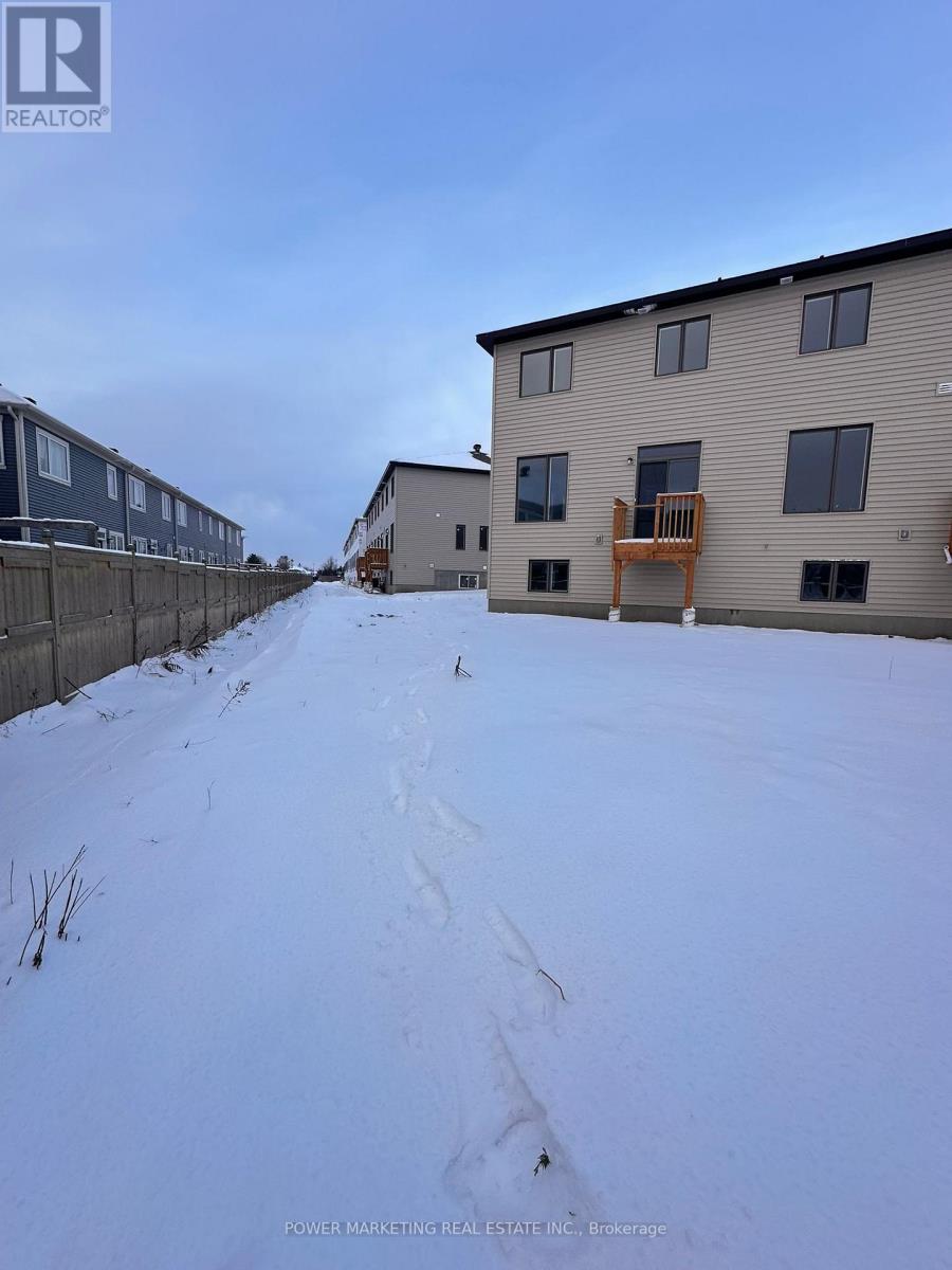 1028 Ventus Way, Ottawa, Ontario  K1W 0M5 - Photo 24 - X12628228