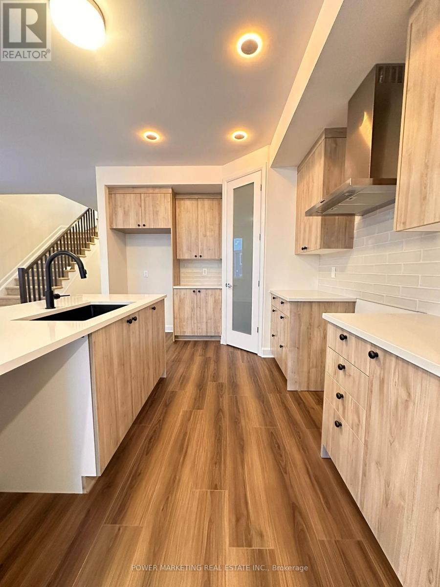 1028 Ventus Way, Ottawa, Ontario  K1W 0M5 - Photo 3 - X12628228