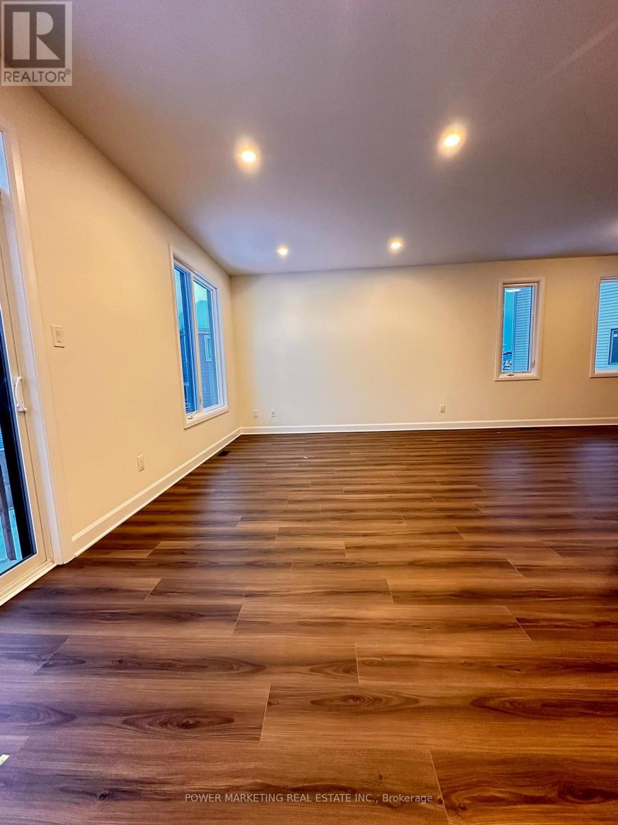 1028 Ventus Way, Ottawa, Ontario  K1W 0M5 - Photo 7 - X12628228