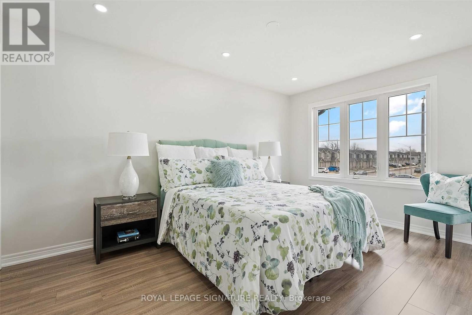 82 Haney Drive, Thorold, Ontario  L2V 0G6 - Photo 13 - X12627860