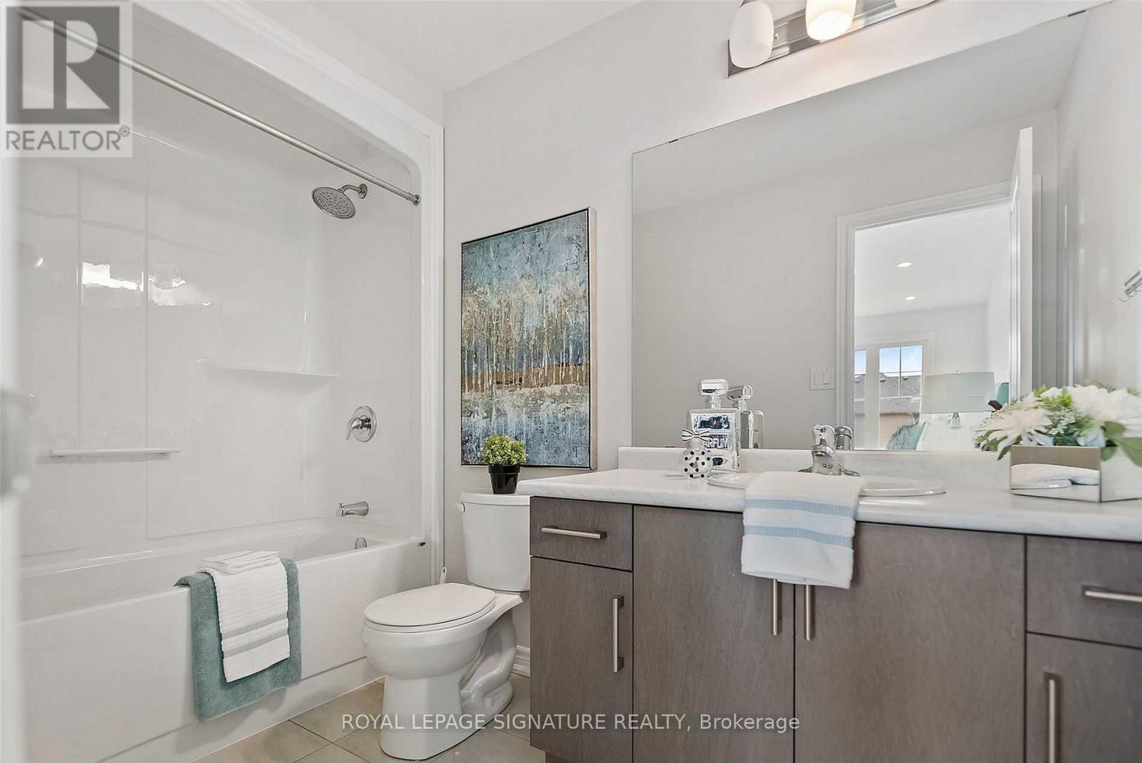 82 Haney Drive, Thorold, Ontario  L2V 0G6 - Photo 14 - X12627860