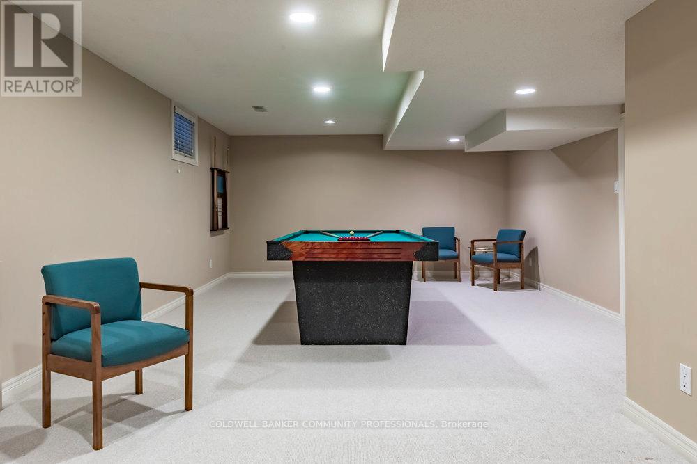 223 Briar Hill Crescent, Hamilton, Ontario  L9G 3M9 - Photo 20 - X12628008