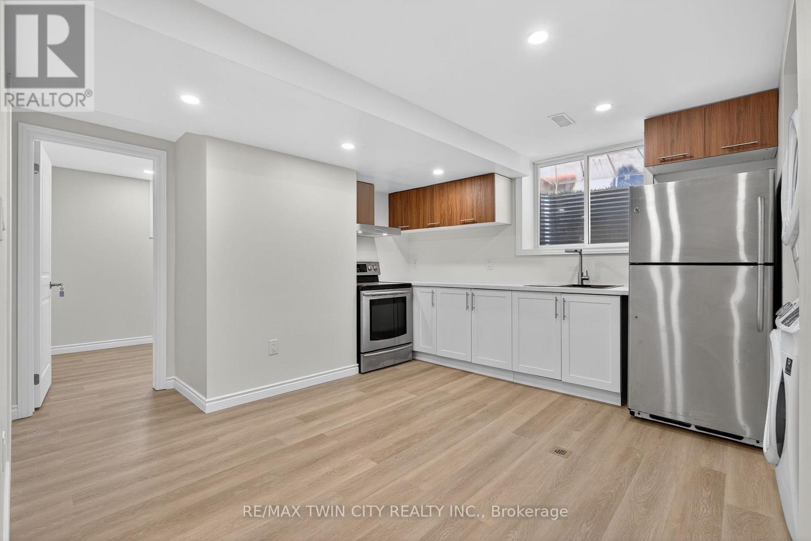 120 Westheights Drive, Kitchener, Ontario  N2N 1J9 - Photo 20 - X12628048