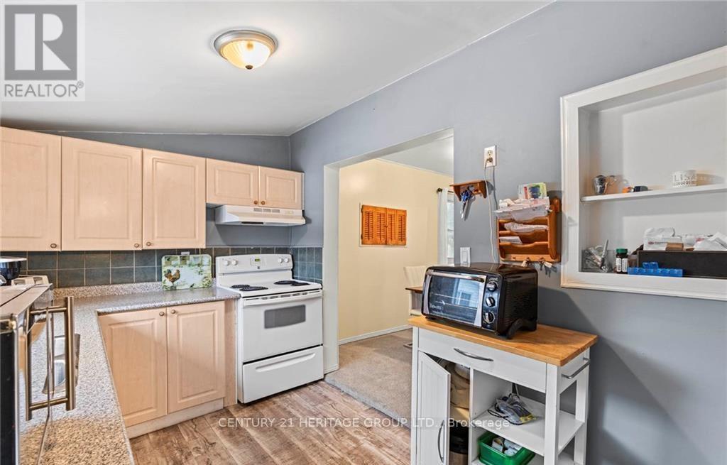 46 Adeline Avenue, Hamilton, Ontario  L8H 5T4 - Photo 10 - X12628104