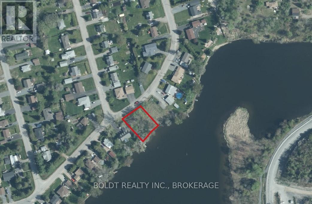 39 Simon Lake Drive, Greater Sudbury, Ontario  P0M 2M0 - Photo 1 - X12628226