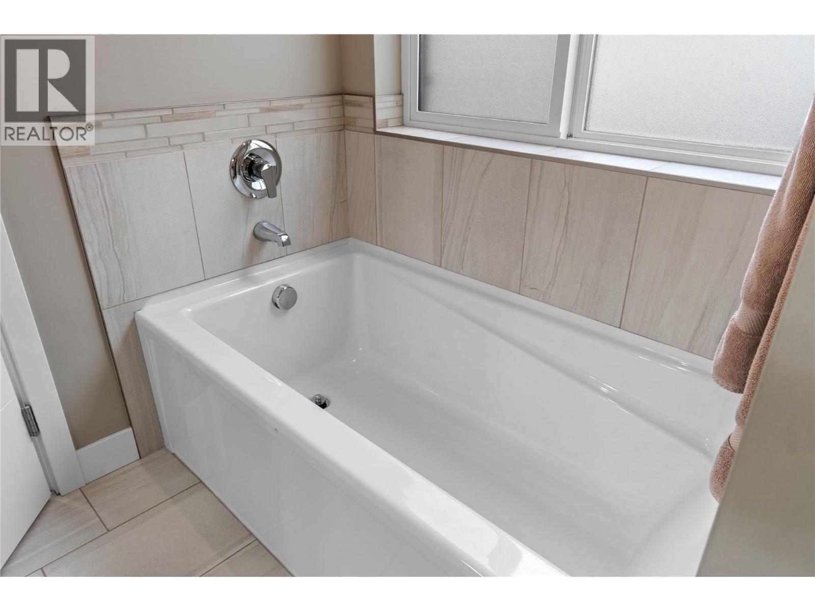 2064 SADDLEBACK Drive Kamloops Photo 18 2064 SADDLEBACK Drive Kamloops Photo 18