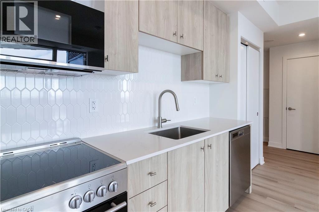 25 Wellington Street S Unit# 2812, Kitchener, Ontario  N2G 0G5 - Photo 16 - 40792167