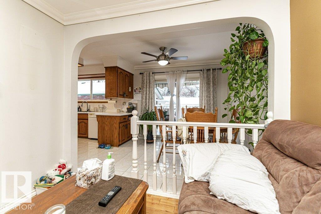 16614 105 Avenue Nw, Edmonton, Alberta  T5P 0V3 - Photo 5 - E4467956