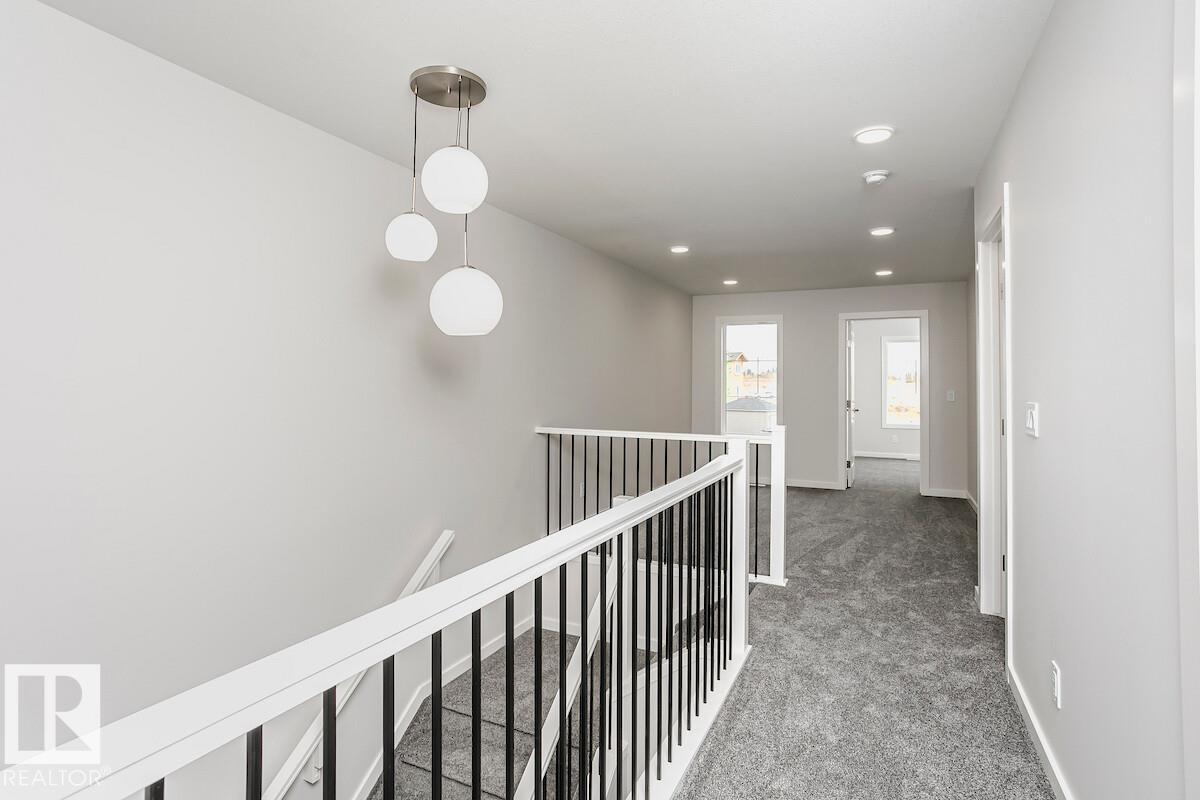 4517 Warbler Lo Nw, Edmonton, Alberta  T5S 0S7 - Photo 9 - E4467957