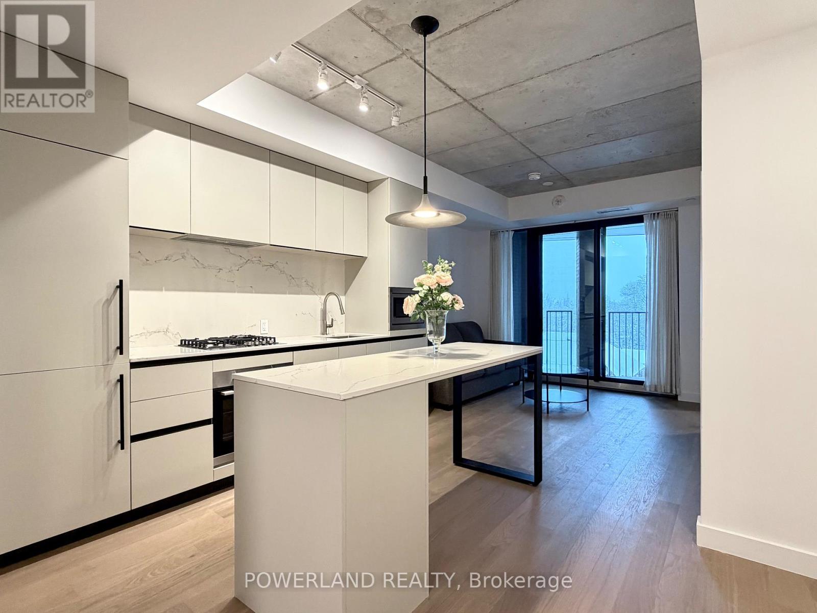 402 - 1720 Bayview Avenue, Toronto, Ontario  M4G 0E5 - Photo 2 - C12520832