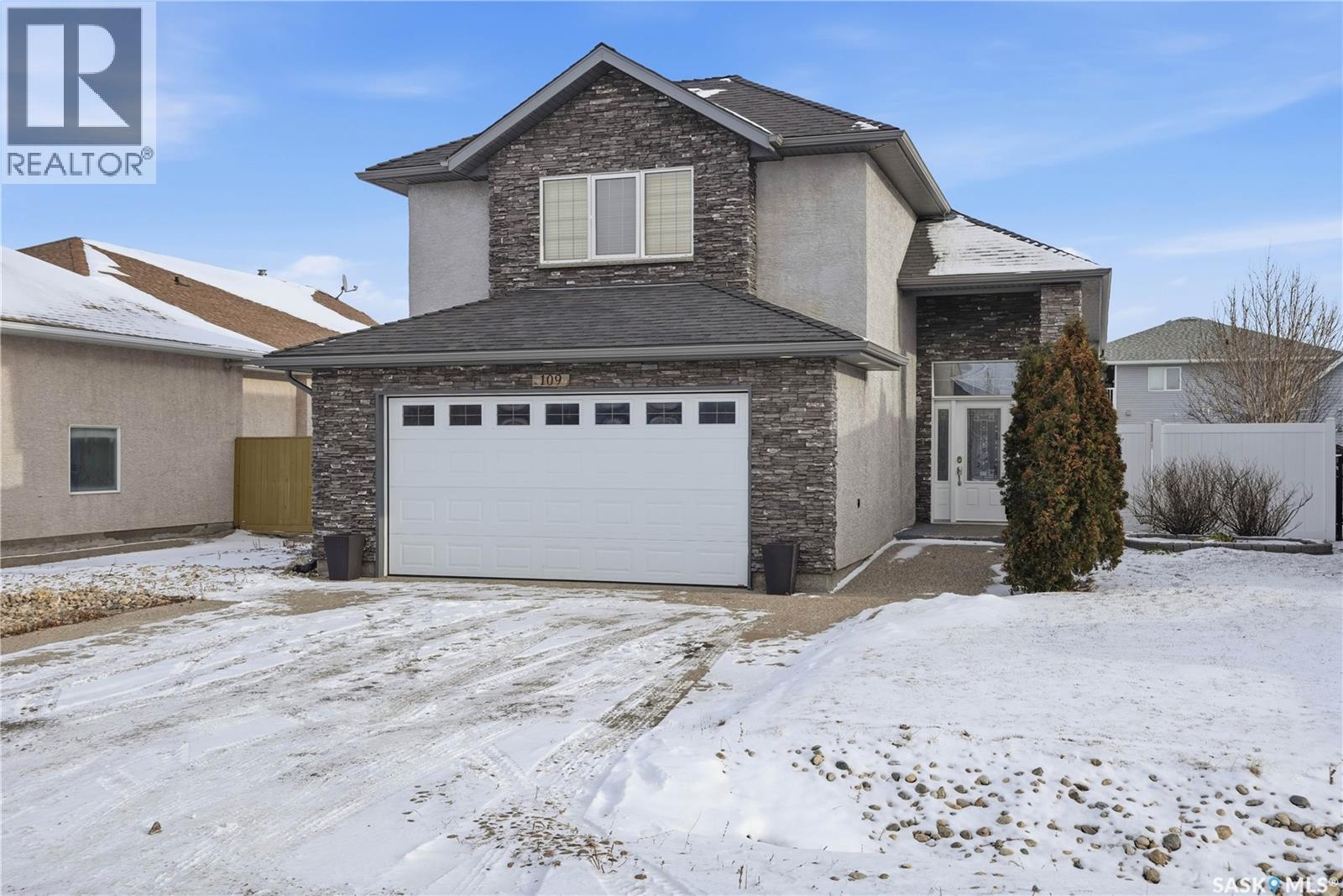 109 Park Street, Grand Coulee, Saskatchewan  S4M 0A3 - Photo 2 - SK025476