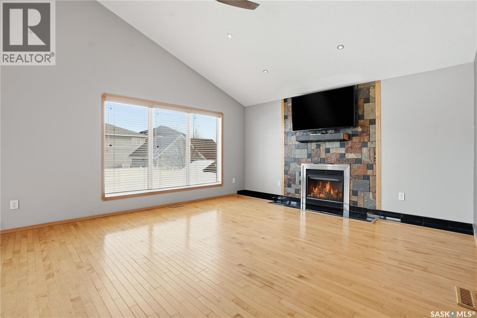 109 Park Street, Grand Coulee, Saskatchewan  S4M 0A3 - Photo 5 - SK025476