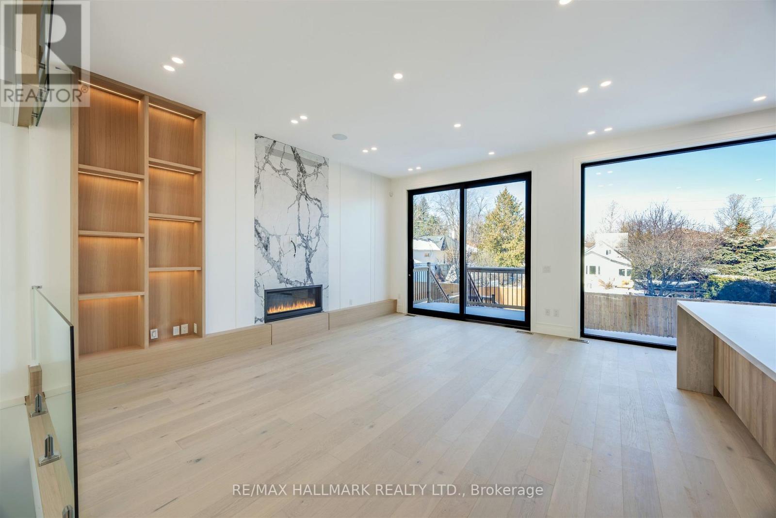 230 Townsgate Drive, Vaughan, Ontario  L4J 8J5 - Photo 13 - N12616208