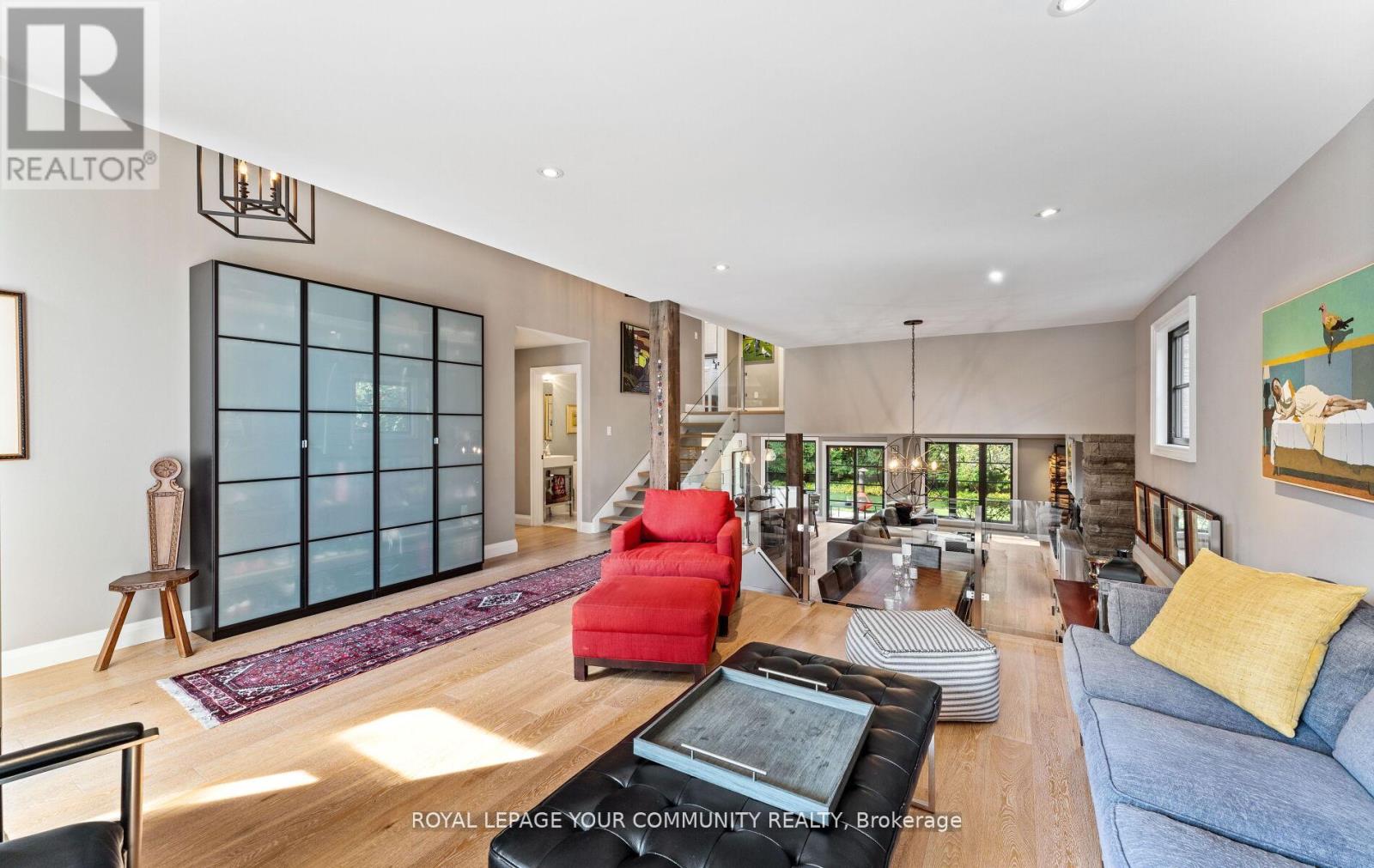 12 Glenview Drive, Aurora, Ontario  L4G 2G8 - Photo 5 - N12463752